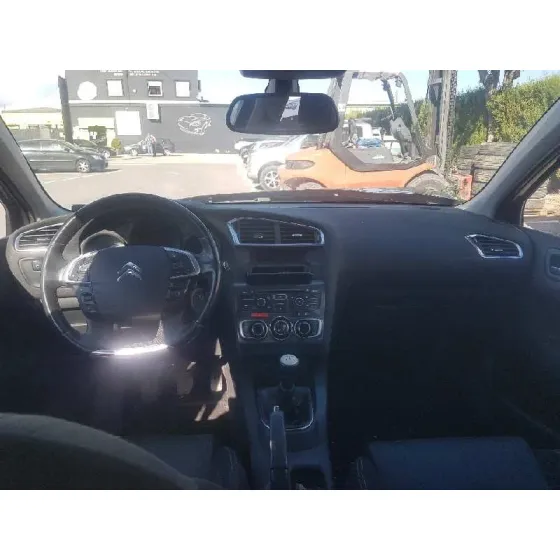 CITROEN C4 LIM. '2011 WHITE ATTRACTION GRANATE