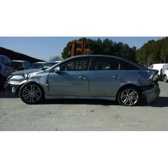 OPEL VECTRA C BERLINA '2005 COMFORT GRIS PLATA