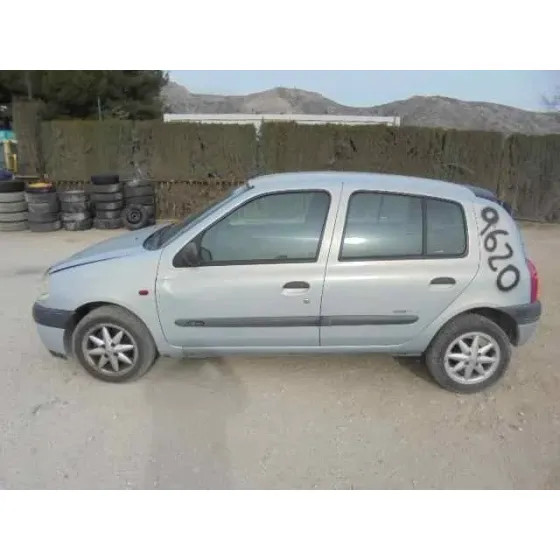 RENAULT CLIO II FASE I (B/CBO) '2001 1.2 16V TECH-LINE (B/CB05/W) GRIS