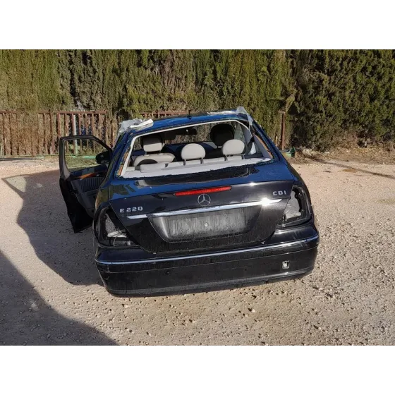 MERCEDES CLASE E (W211) BERLINA '2007 E 220 CDI (211.008) NEGRO