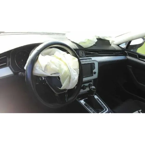 VOLKSWAGEN PASSAT LIM. (3G2) '2015 EDITION BMT GRIS