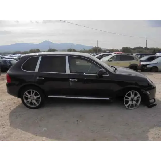 PORSCHE CAYENNE (TYP 9PA) '2004 BASICO NEGRO