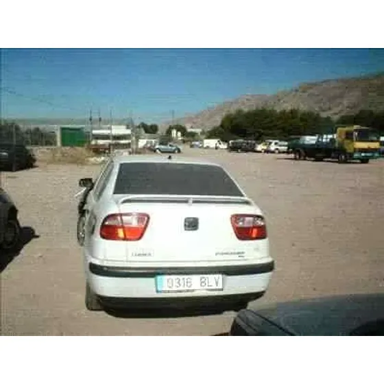 SEAT CORDOBA BERLINA (6K2) '1999 1.9 TDI BLANCO
