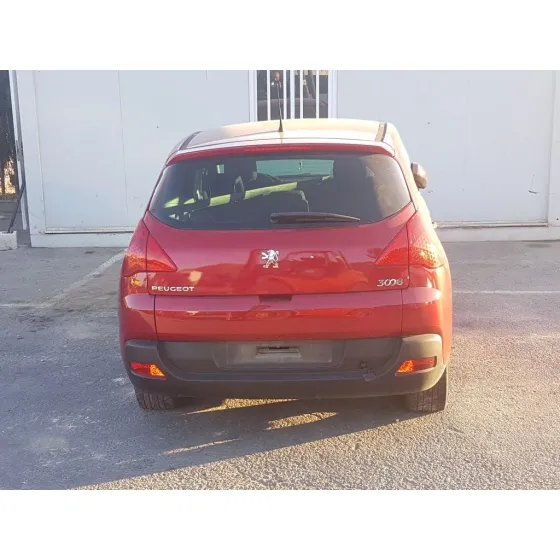 PEUGEOT 3008 '2010 ACCESS ROJO