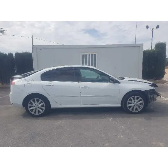 RENAULT LAGUNA III '2010 DYNAMIQUE BLANCO