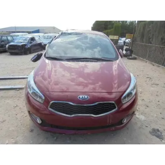 KIA CEE'D '2015 DRIVE GRANATE
