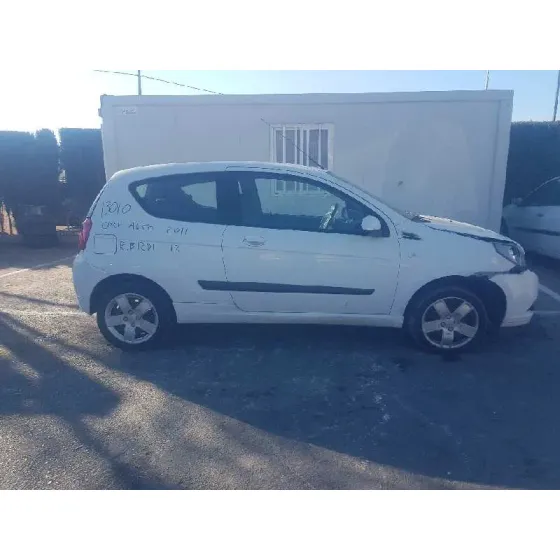 CHEVROLET AVEO '2011 LS BLANCO