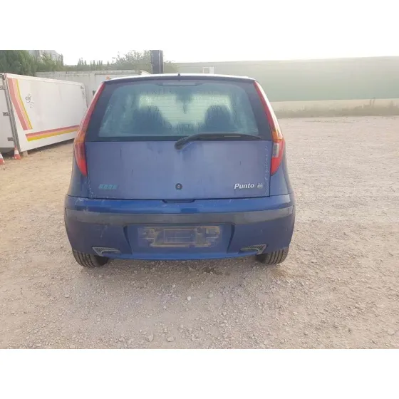 FIAT PUNTO BERLINA (188) '2001 1.9 JTD ELX AZUL