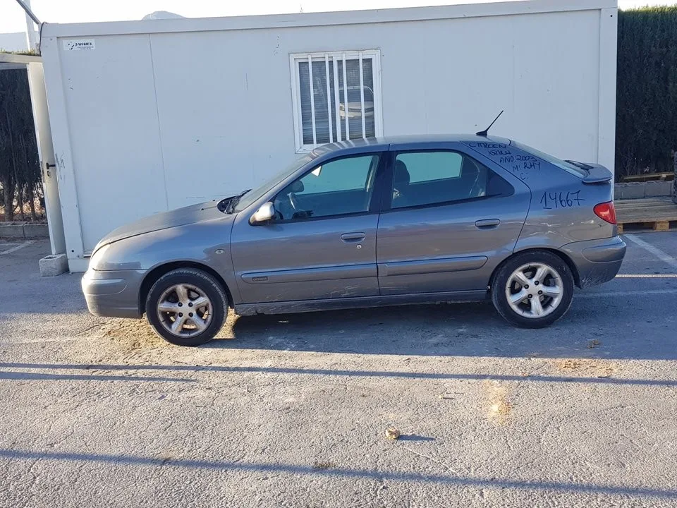 CITROEN XSARA BERLINA '2003 2.0 HDI EXCLUSIVE (66KW) GRIS OSCURO