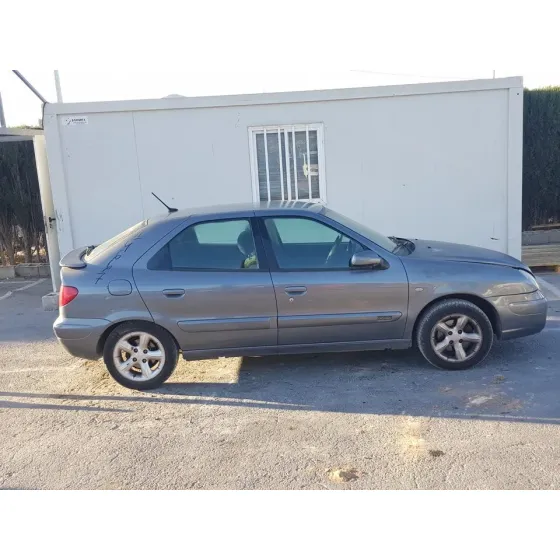 CITROEN XSARA BERLINA '2003 2.0 HDI EXCLUSIVE (66KW) GRIS OSCURO