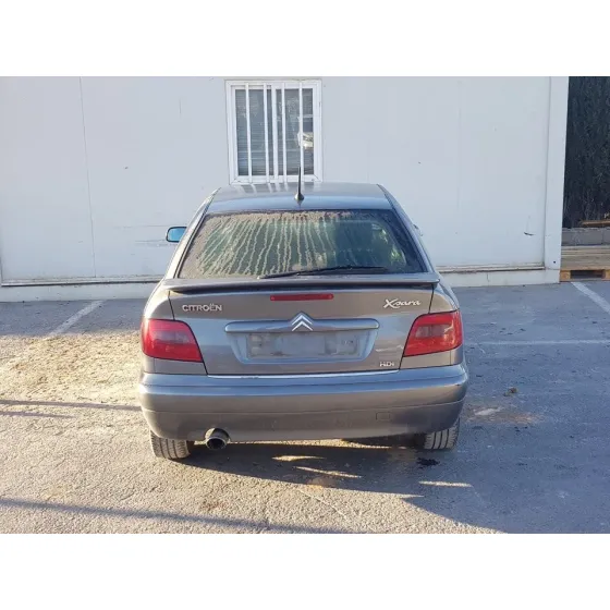 CITROEN XSARA BERLINA '2003 2.0 HDI EXCLUSIVE (66KW) GRIS OSCURO