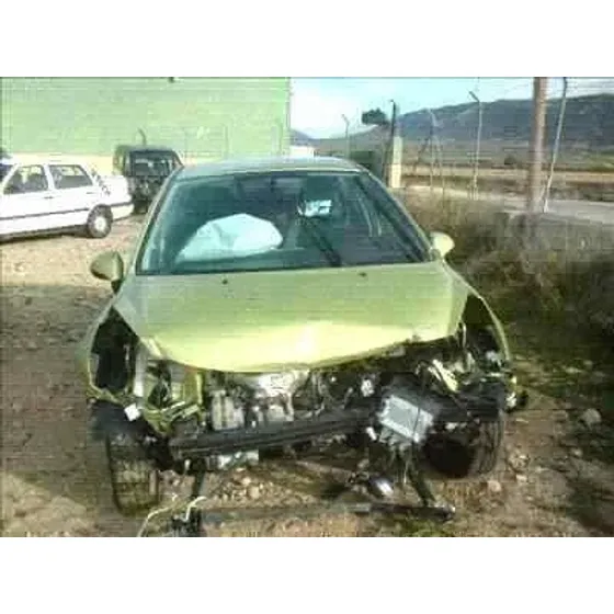 PEUGEOT 207 '2006 XT VERDE