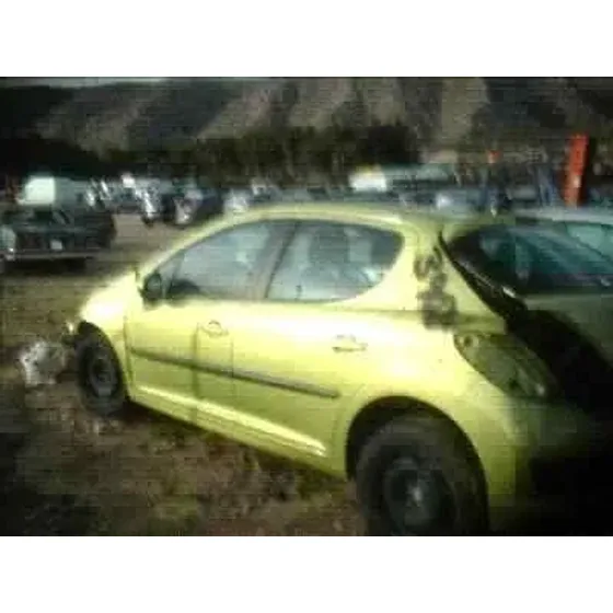 PEUGEOT 207 '2006 XT VERDE