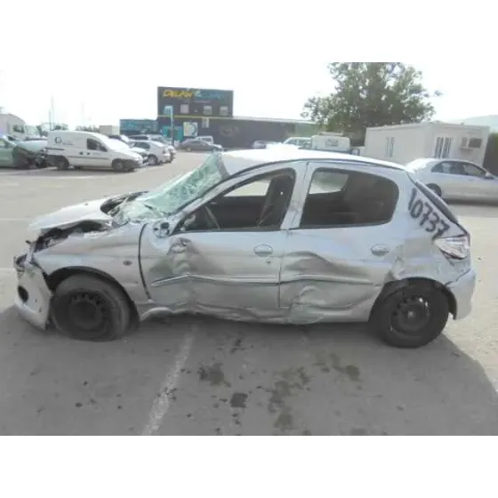 PEUGEOT 206+ '2011 BASICO GRIS