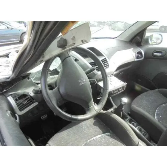 PEUGEOT 206+ '2011 BASICO GRIS