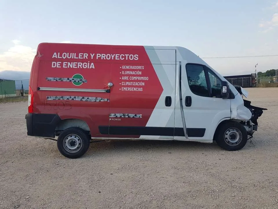 FIAT DUCATO FURGON TA 30 (290) '2022 L2H2 RS: 3450 MM 140 BLANCO-ROJO