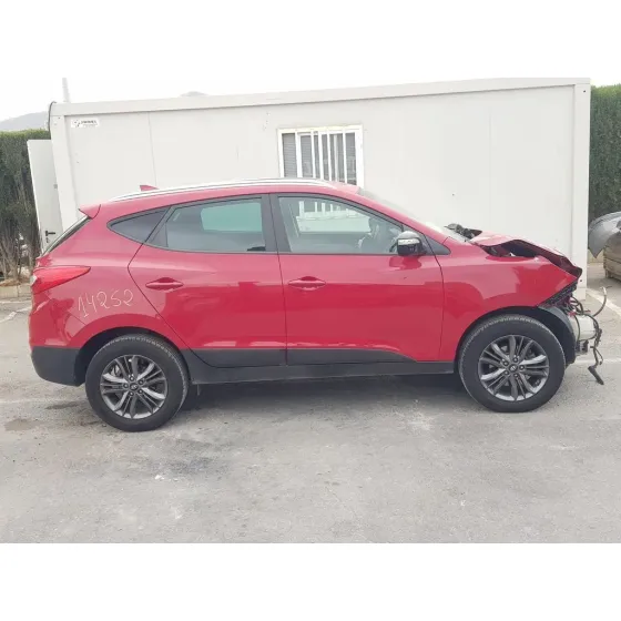 HYUNDAI IX35 '2015 CLASSIC 2WD ROJO