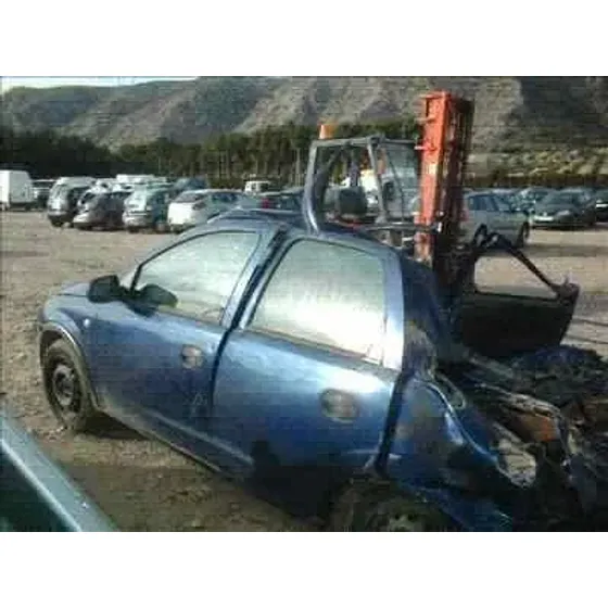 OPEL CORSA C '2000 1.3 16V CDTI CAT (Z 13 DT / LN9) AZUL