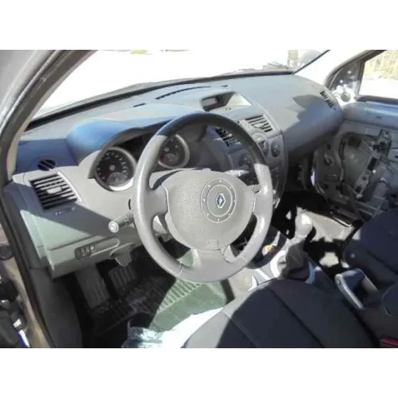 RENAULT MEGANE II BERLINA 5P '2004 CONFORT AUTHENTIQUE GRIS