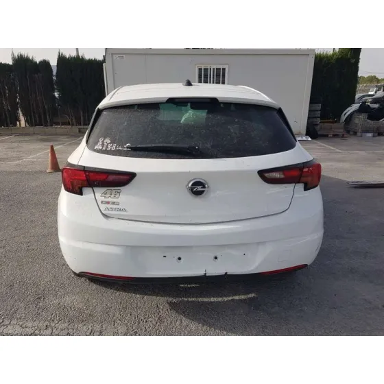 OPEL ASTRA K LIM. 5TÜRIG '2018 SELECTIVE START/STOP BLANCO