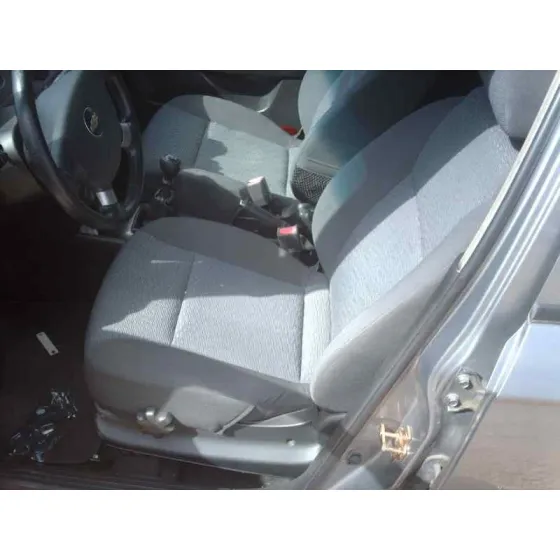 CHEVROLET AVEO '2006 LT GRIS OSCURO