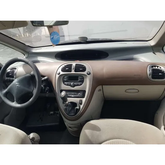 CITROEN XSARA PICASSO '2004 1.6 HDI SX NEGRO