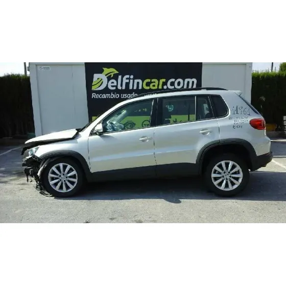 VOLKSWAGEN TIGUAN (5N2) '2014 T1 BLUEMOTION GRIS PLATA