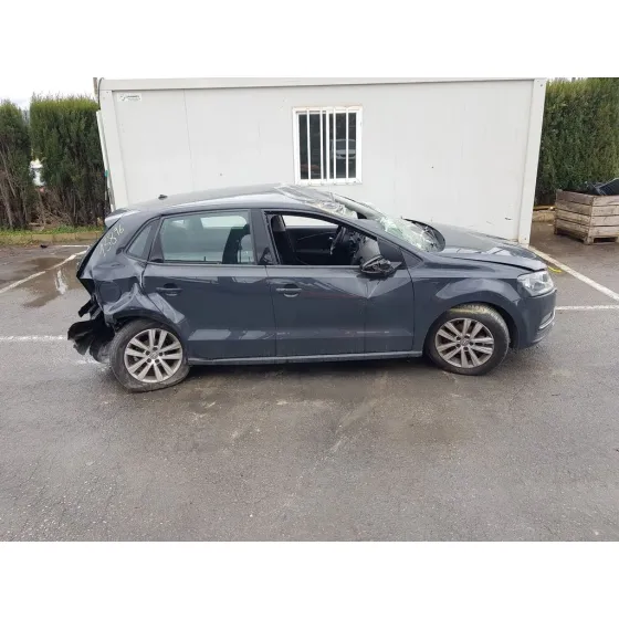 VOLKSWAGEN POLO (6C1) '2017 ADVANCE BLUEMOTION GRIS OSCURO