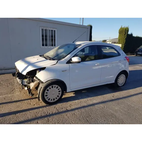 FORD KA+ '2017 ESSENTIAL BLANCO