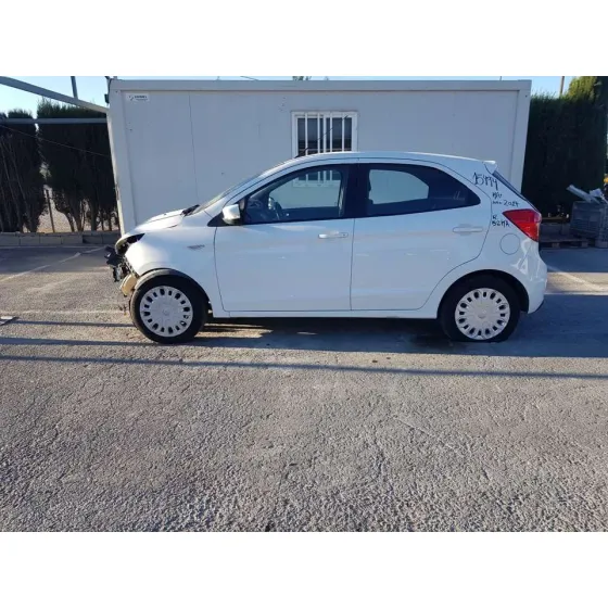 FORD KA+ '2017 ESSENTIAL BLANCO