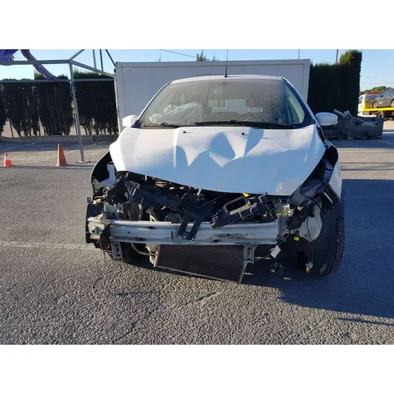 FORD KA+ '2017 ESSENTIAL BLANCO