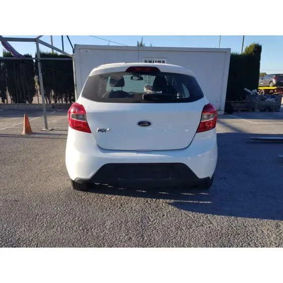 FORD KA+ '2017 ESSENTIAL BLANCO