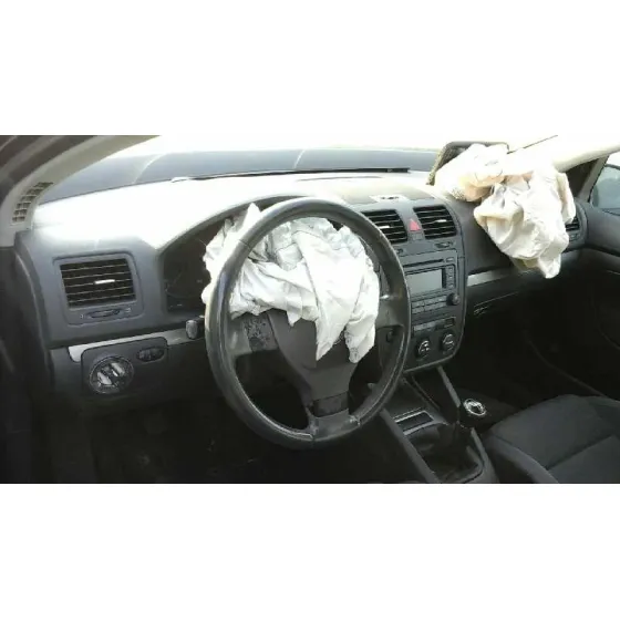 VOLKSWAGEN GOLF V BERLINA (1K1) '2005 TRENDLINE GRIS