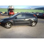 FORD FOCUS BERLINA (CAK) FORD FOCUS BERLINA (CAK) '2001 TREND NEGRO 1998