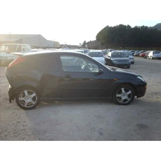 FORD FOCUS BERLINA (CAK) '2001 TREND NEGRO