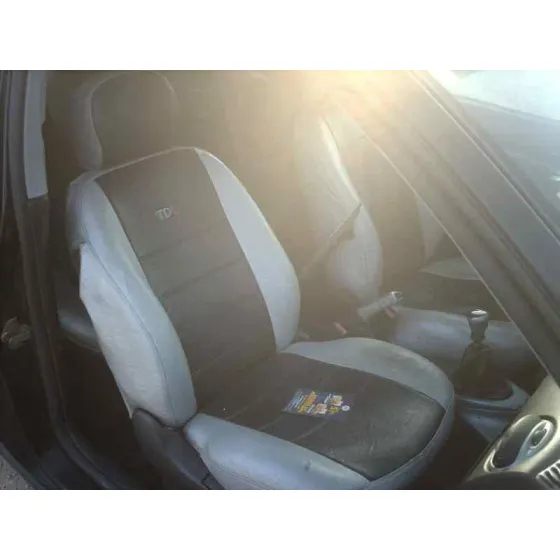 FORD FOCUS BERLINA (CAK) '2001 TREND NEGRO