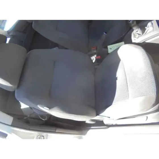 VOLKSWAGEN POLO (9N3) '2006 ADVANCE GRIS