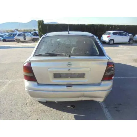 OPEL ASTRA G BERLINA '2004 CLUB GRIS