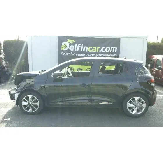 RENAULT CLIO IV '2016 LIMITED NEGRO