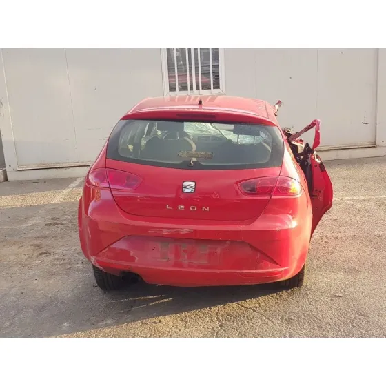 SEAT LEON (1P1) '2010 REFERENCE ROJO