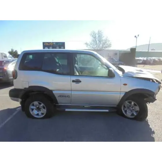 NISSAN TERRANO/TERRANO.II (R20) '2002 ELEGANCE GRIS