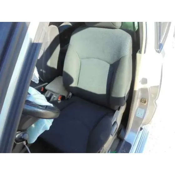 NISSAN TERRANO/TERRANO.II (R20) '2002 ELEGANCE GRIS