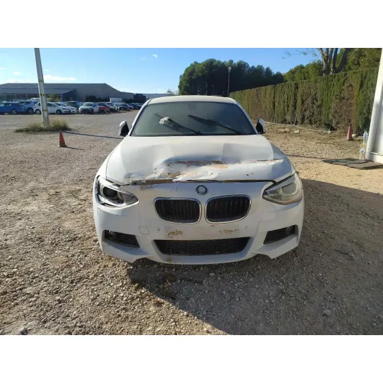 BMW SERIE 1 LIM. (F20) '2013 116D BLANCO