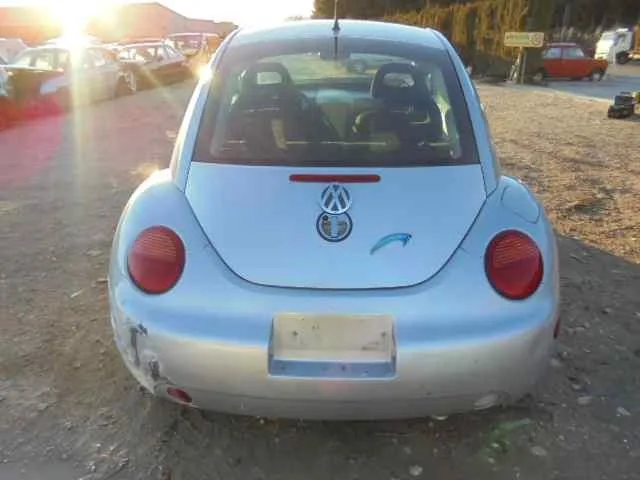 VOLKSWAGEN NEW BEETLE (9C1/1C1) VOLKSWAGEN NEW BEETLE (9C1/1C1) '2002 2.0 GRIS 1998