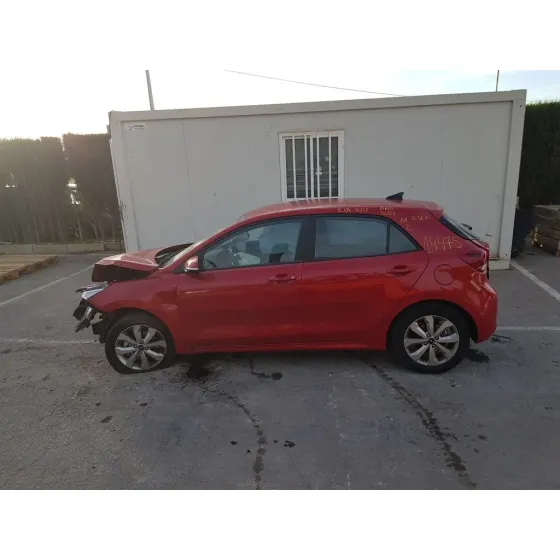 KIA RIO (YB) '2022 HIBRID ROJO