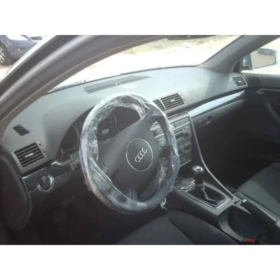 AUDI A4 BERLINA (8E) '2000 1.9 TDI (96KW) GRIS