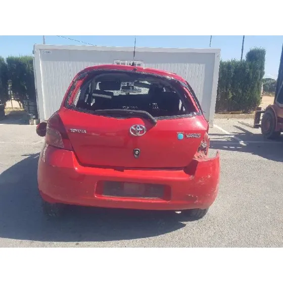TOYOTA YARIS (KSP9/SCP9/NLP9) '2009 BASICO ROJO