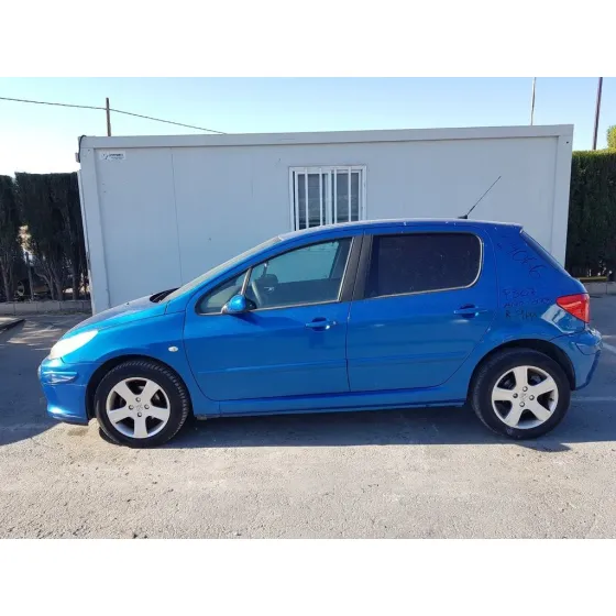PEUGEOT 307 BERLINA (S2) '2005 XS AZUL