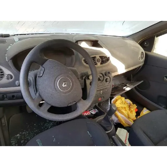 RENAULT CLIO III '2016 EVOLUTION NEGRO
