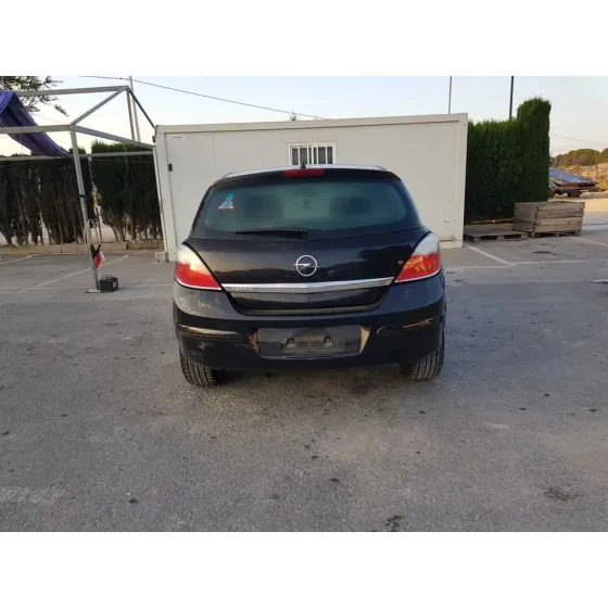OPEL ASTRA H BERLINA '2006 COSMO NEGRO